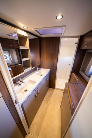 Bali 4.6 „Second Wind - Skippered“ – fotka 14