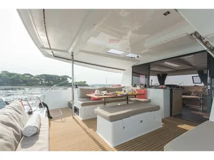 Helia 44 „Lounge“ – fotka 4