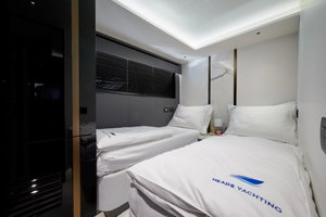 Explorer 62 „Blue Moon“ – fotka 23