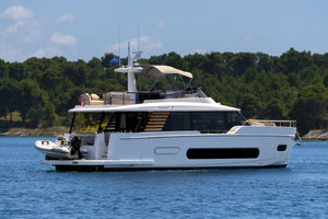 Azimut Magellano 60 „Olivia“ – fotka 31