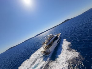 Azimut Magellano 60 „Olivia“ – fotka 11