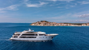 Motoryacht „Karizma“ – fotka 2