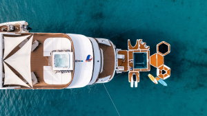 Motoryacht „Cristal“ – fotka 10
