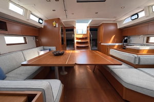 Oceanis 51.1 „Velvet Dice“ – fotka 11