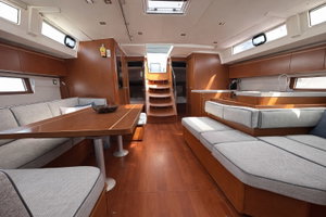 Oceanis 51.1 „Velvet Dice“ – fotka 3