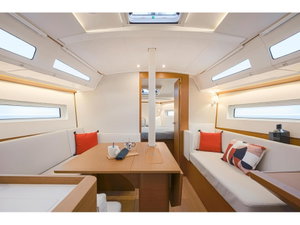Sun Odyssey 380 „Moon Kiss“ – fotka 3