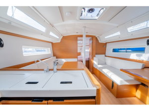 Sun Odyssey 380 „Cotufa“ – fotka 4