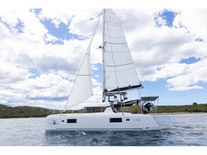 Lagoon 42 „LADY AURORA“ – fotka 1