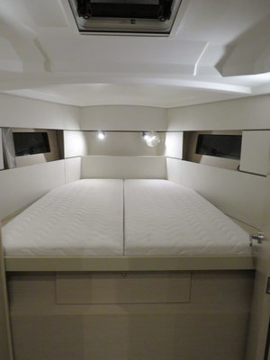 Oceanis 38 „Lina“ – fotka 8