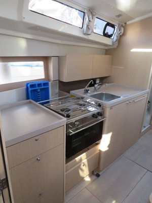Oceanis 38 „Lina“ – fotka 6