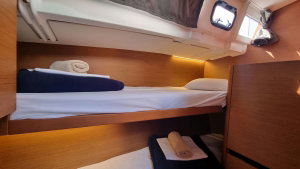 Sun Odyssey 490 „Izzy“ – fotka 33