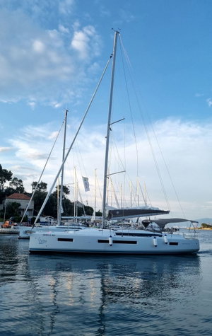 Sun Odyssey 490 „Izzy“ – fotka 20
