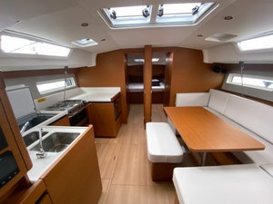 Sun Odyssey 490 „Sventola“ – fotka 4