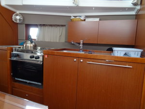 Oceanis 38 „Karavas“ – fotka 4