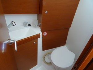 Oceanis 38 „Karavas“ – fotka 7