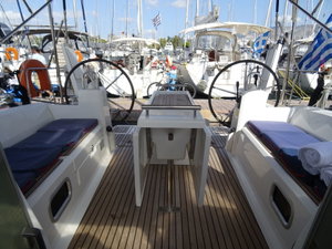Oceanis 38 „Karavas“ – fotka 6