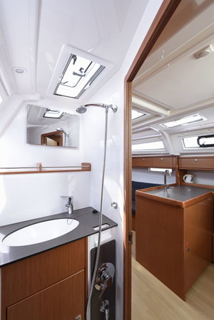 Bavaria Cruiser 37 „Nancy“ – fotka 10