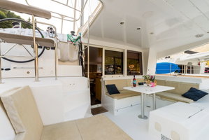 Lagoon 400 S2 „SUMMERTIME“ – fotka 3