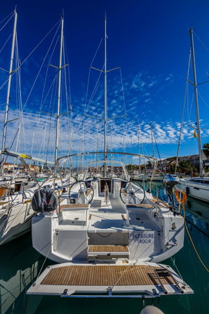 Oceanis 38.1 „Pleasure“ – fotka 2