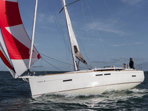 Sun Odyssey 419 „Kinthia“ – fotka 7