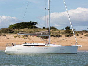 Sun Odyssey 419 „Kinthia“ – fotka 5
