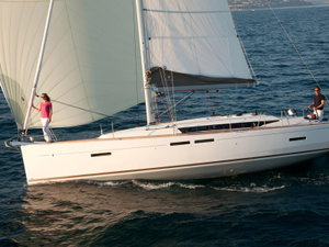 Sun Odyssey 419 „Kinthia“ – fotka 3