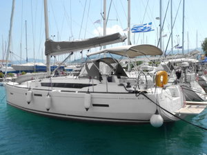 Sun Odyssey 419 „Kinthia“ – fotka 1