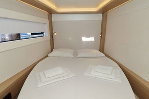 Lagoon 46 „SHIP HAPPENS“ – fotka 11