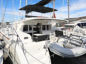 Lagoon 450 „OLIVER“ – fotka 1
