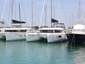 Lagoon 42 „MASTERPIECE“ – fotka 47