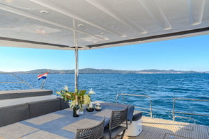 Lagoon 55 „BLACK CAVIAR“ – fotka 4