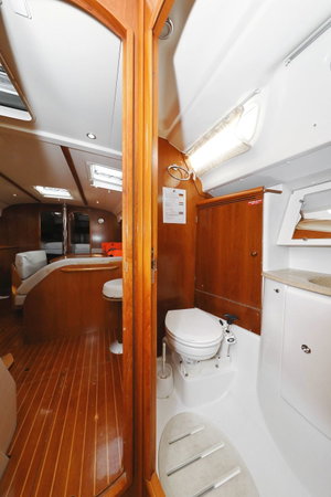 Sun Odyssey 45