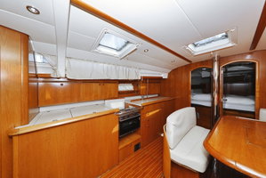 Sun Odyssey 45