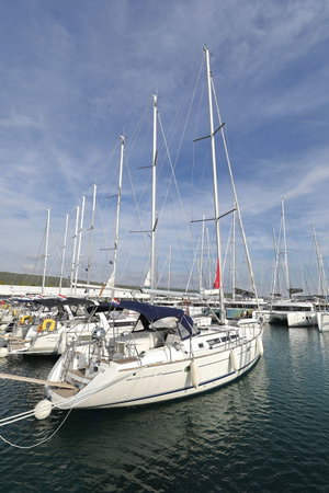 Sun Odyssey 45
