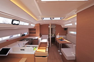 Sun Odyssey 410 „Paris“ – fotka 7