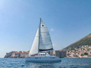 Lagoon 380 „Gratia“ – fotka 1