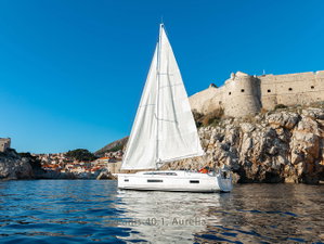 Oceanis 40.1 „Aurelia“ – fotka 1