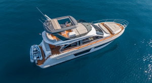 Azimut 53 Fly „White“ – fotka 1