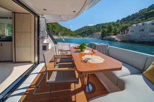 Azimut 53 Fly „White“ – fotka 18