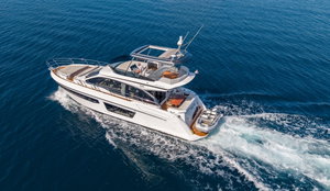 Azimut 53 Fly „White“ – fotka 6