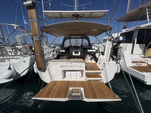Dufour 390 „Why Not 14“ – fotka 1