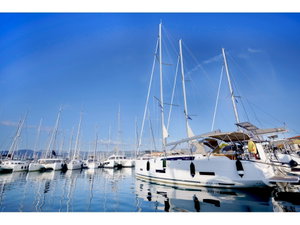 Dufour 390 „Blue Dream“ – fotka 1