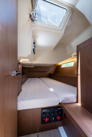 Oceanis 41.1 „Argyroula“ – fotka 10