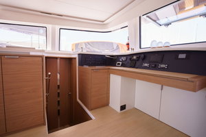 Bali 4.8 „The Big Orange Boat“ – fotka 11