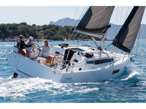 Sun Odyssey 350 „Bellini“ – fotka 1