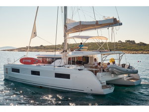 Lagoon 46 „BRIGHTER STAR“ – fotka 1