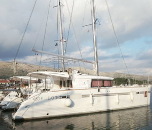 Lagoon 450 Flybridge „BLUE BERRY“ – fotka 2