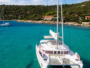 Lagoon 450 Flybridge „METRA“ – fotka 3