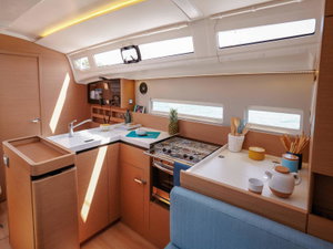 Sun Odyssey 410 „Locean“ – fotka 25