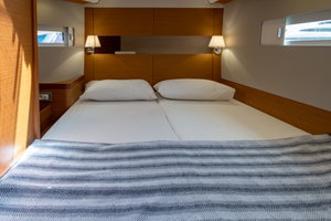 Sun Odyssey 410 „Elcano“ – fotka 30